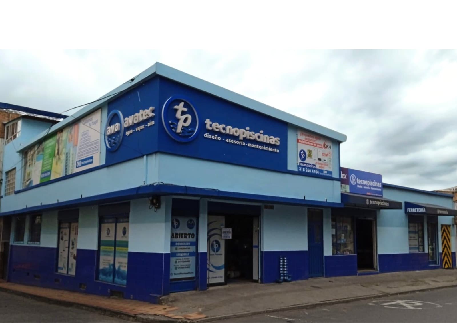 Fachada Tienda Principal Tecnopiscinas y Avatec en Pasto